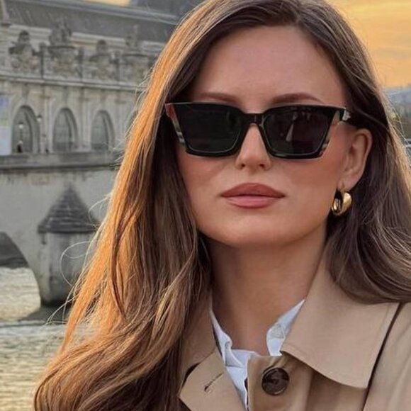 Burberry BE4392U 405587 Square Sunglasses - Black/Grey main image 9